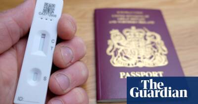 Government accused of promoting Covid travel tests at misleading prices