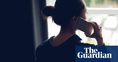 UK phone networks to block scam calls from abroad