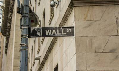 Bitcoin, cryptos are ‘Wall Street with new technologies’