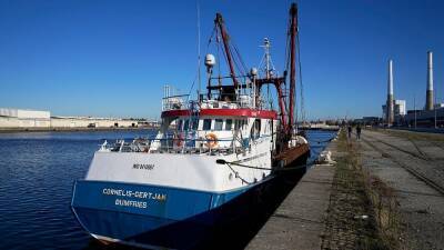 UK 'actively considering' launching legal action over France fishing row