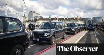 Black cabs roar back into favour as app firms put up their prices