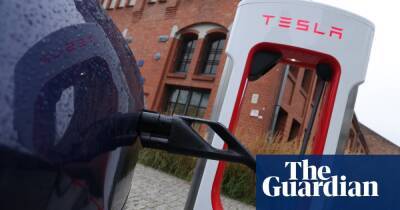 Tesla opens Superchargers to other electric cars for first time