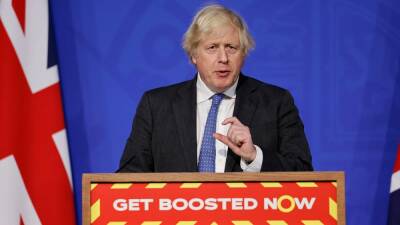 UK PM Boris Johnson urges public to get vaccinated in Christmas address
