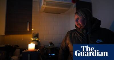 Storm Arwen: Ofgem scraps five-day cap on loss of power claims
