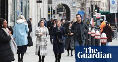 London commuters welcome office return but some say move is No 10 diversion - theguardian.com