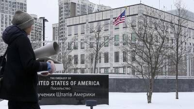US puts troops on alert for Europe deployment as Ukraine allies mull options