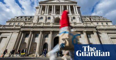 Bank of England doubles bond-buying limit amid pension fund fears
