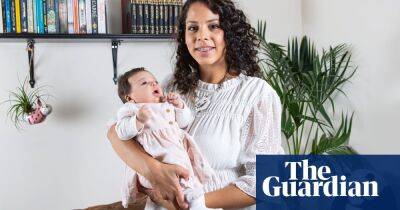London university tells student she cannot breastfeed on campus
