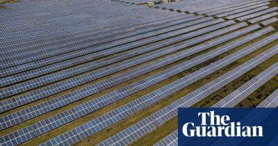 Liz Truss on collision course with Jacob Rees-Mogg over solar power ban