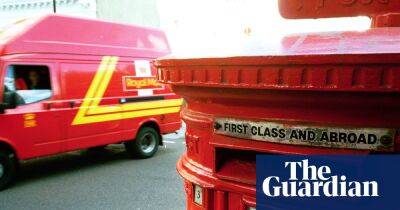 Royal Mail to cut up to 10,000 roles, blaming strikes and lower parcel volumes
