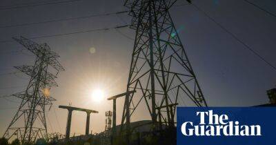 UK energy firms using £40bn support scheme blocked from paying bonuses