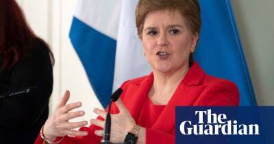 Independence will rid Scotland of UK economic chaos, says Nicola Sturgeon
