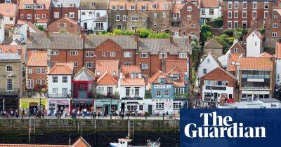 Alarm over sharp rise in Airbnb listings in coastal areas of England and Wales