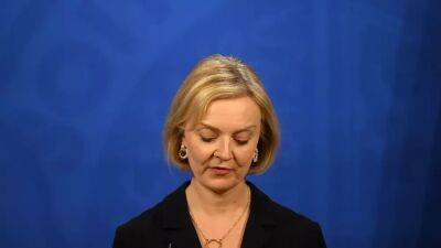 Liz Truss admits budget mistakes and apologises after Jeremy Hunt announces mini-budget U-turn