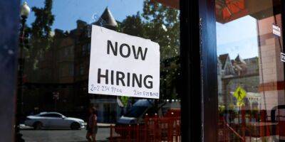 U.S. Jobless Claims Rose Slightly Last Week