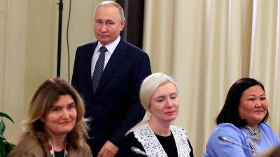 'I share your pain,' Putin tells mothers of fallen Russian soldiers