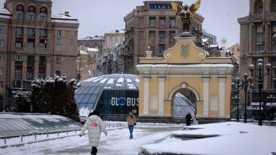 Ukraine war: Kyiv mayor reports multiple explosions in centre of capital