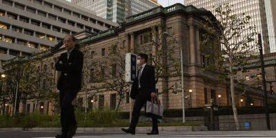 Bank of Japan Lets a Benchmark Rate Rise, Causing Yen to Surge