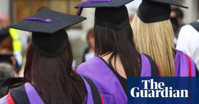 Ministers ‘quietly tighten financial screws’ on students in England – IFS