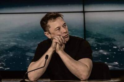 Elon Musk recalls billionaire Charlie Munger describing 'all the ways Tesla would fail'