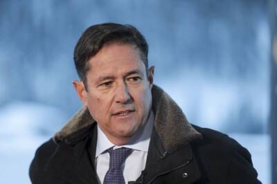 Barclays freezes millions in unvested share awards to Jes Staley amid regulatory probe