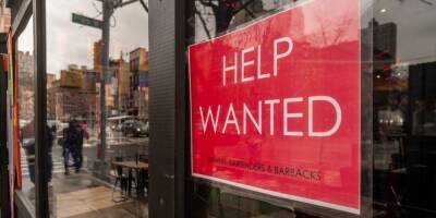 U.S. Jobless Claims Fall Amid Tight Labor Market