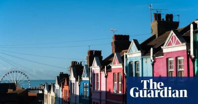 Mortgages: switching could save £200 a month as interest rates rise