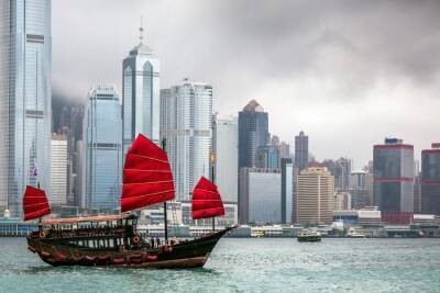 Hong Kong Needs to Respond to Crypto Market Changes with New Rules - Treasury Chief