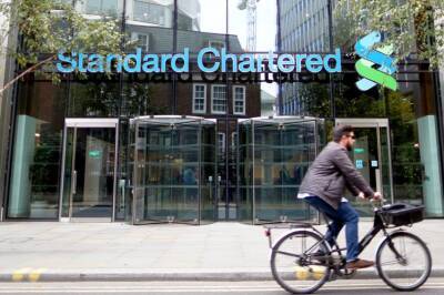 Standard Chartered scraps academic requirements again for new apprentice push