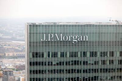 Ex-JPMorgan analyst’s race discrimination claim fails again