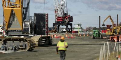 Biden Administration Pushes for Higher Construction-Worker Pay