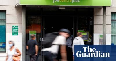 UK unemployment falls below pre-Covid level but inflation hits wages