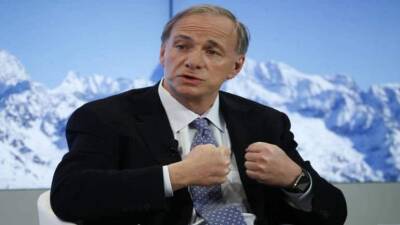 Ray Dalio’s Bridgewater planning to back crypto fund for first time: Reports