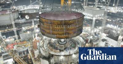 Push for new UK nuclear plants lacks facility for toxic waste, say experts