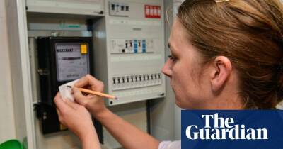 Cut ‘unjust’ electricity standing charges, UK regulator urged