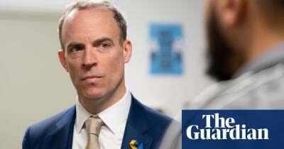 Property of Russian elites could be handed to Ukrainian refugees, says Raab