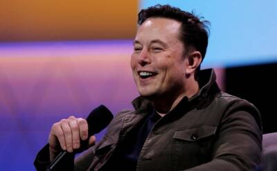 Elon Musk Proposes Dogecoin For Twitter's Blue Premium Subscription Payment
