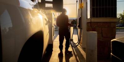 Why is Gasoline Still So Expensive if Oil Prices Have Dropped?