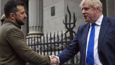 Ukraine war: Russia imposes travel bans on Boris Johnson and other UK officials