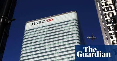 HSBC profits fall nearly 30% amid Ukraine war and default fears