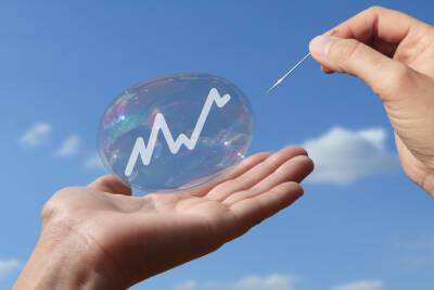 How to Protect Yourself Against Speculative Bubble Bursts