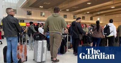 What is behind the disruption at UK airports?