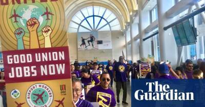 Airport workers ramp up pressure for a living wage and union rights