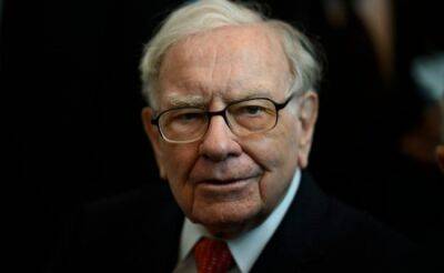 Warren Buffett Says Bitcoin Has No Intrinsic Value, Explains Why He Thinks So