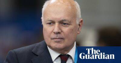 Iain Duncan Smith calls for benefits to rise in line with inflation