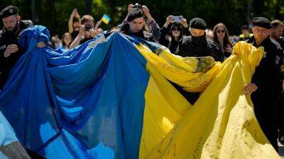 'Deeply wrong': Kyiv slams Berlin police over Ukraine flag ban