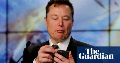 Elon Musk may try to reprice $44bn Twitter bid, says US short-seller