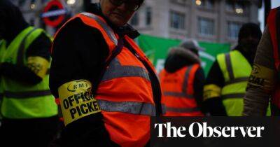 Inflation and industrial unrest in UK threaten a timetable of trouble