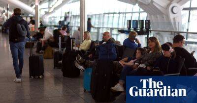 Passengers face more airport delays on return to UK