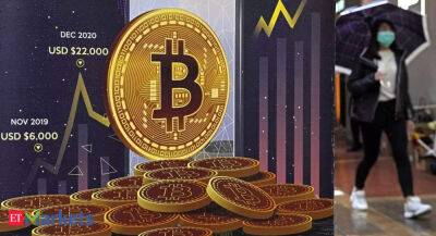 Bitcoin drops 6.9% to below $30,000